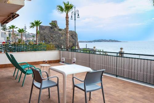 La Terrazza sul Mare Modern Apartment