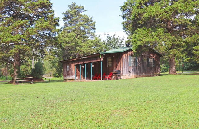 Lake Cottage On Greers Ferry Lake