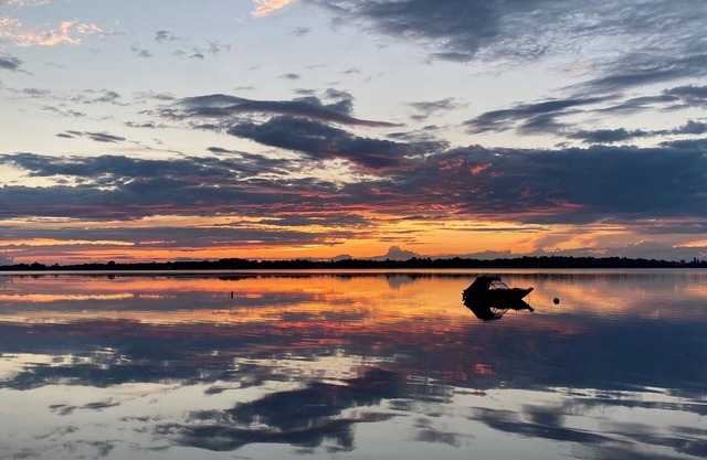 Lake Front Cabin with Amazing Sunsets- Easy Access to the Inland Sea