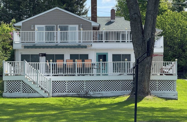 Lakefront Escape on Highland