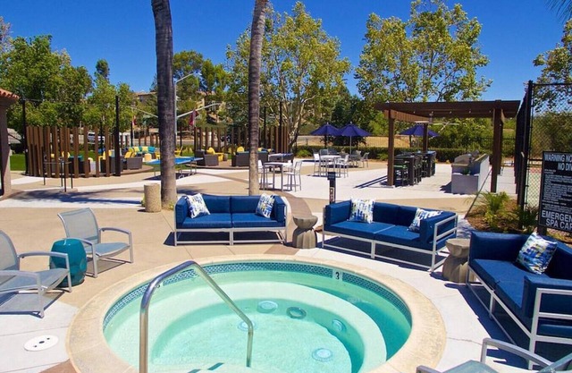 Landing at Vista Promenade - 1 Bedroom in Downtown Temecula