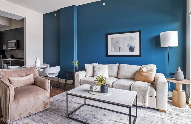 Landing | Modern 1BD, Gym, Tennis Court