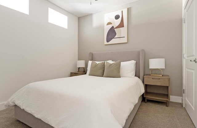 Landing | Modern 1BD, Yoga Studio, Pool