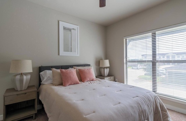 Landing | Stylish 1BD, Courtyard, Gym