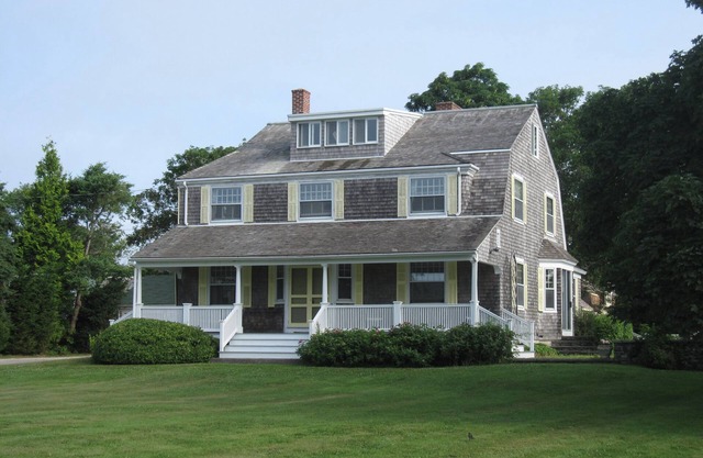 Large, airy house with lots of outdoor space -- May through mid-June available!