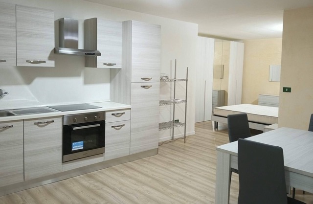 Large two-bedroom, two-bath, 5-bed apartment near beach and center.