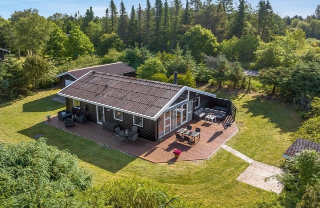 "Laris" - 700m to the fjord by Interhome