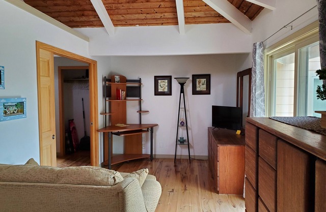 Lava Java Inn On The Big Islands Kau Coast