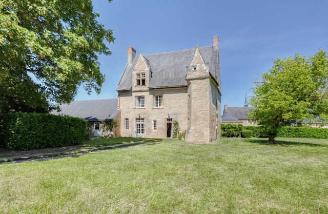 Le Castel - Maison familiale de charme du XVème siècle. Grand jardin