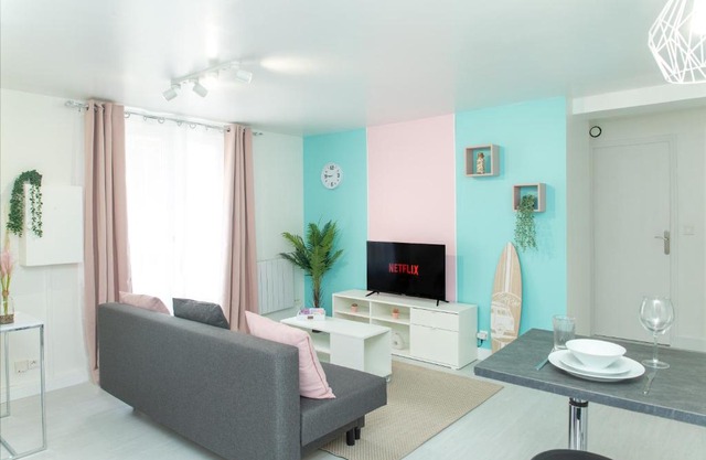 Le Florida proche aéroport CDG I Paris I Astérix