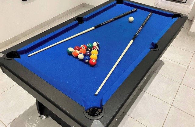 Le Salséro - Large, cozy apartment rated * * * for 8 people + parking included,