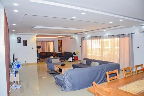 Le spacieux appartement quatre chambres trois cent metre carré à proximité de la mer