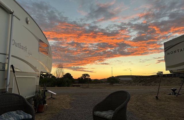 Lefty - Minutes from Pinon Hills Golf course, San Juan Quality Waters