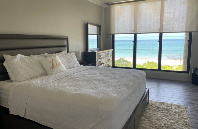 Leisure Daze by the Sea