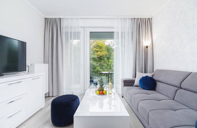 Lema 5 Kraków | Functional Apartment with Parking