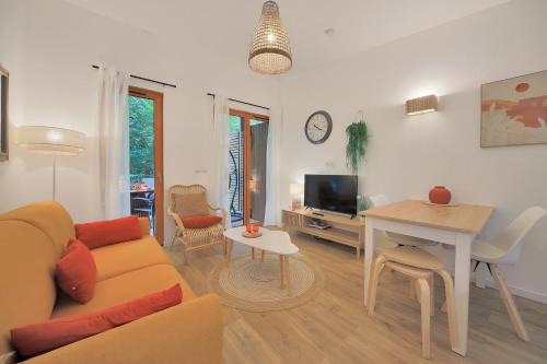 Les Charmes C24B - Le Val Joly