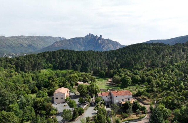 Les Hauts de Cavanello