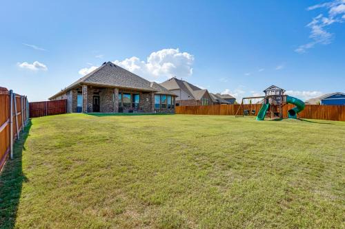 Less Than 20 Mi to Fort Worth Family-Friendly Aledo Home