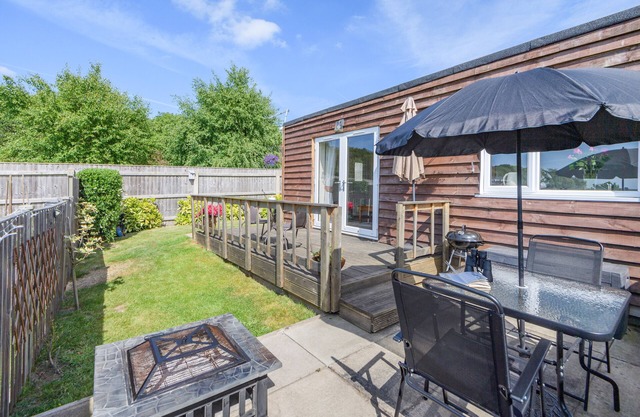 Limewood Annex - One Bedroom House, Sleeps 2