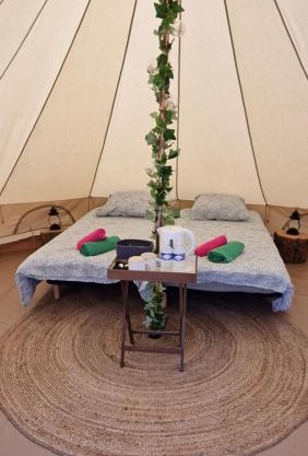 Lodge tente les pommiers Glamping Ô rendez-vous en demi-pension