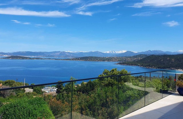 Loft de Standing vue Mer,au-dessus de la Plage D'argent en Corse du Sud, Verghia