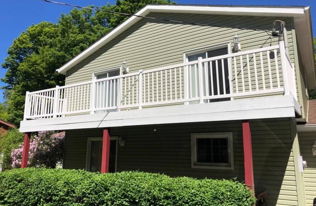 Los Pinos - Spacious 3 Bedroom Cottage