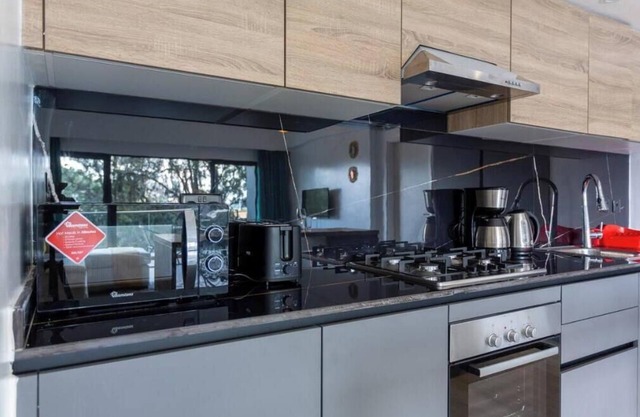 Lovely 2bedroom apartment in Riverside