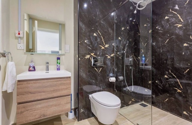 Lovely 2bedroom apartment in Riverside