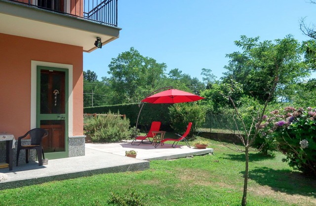 Lovely apartment for 2 people with WIFI, TV, patio and pets allowed