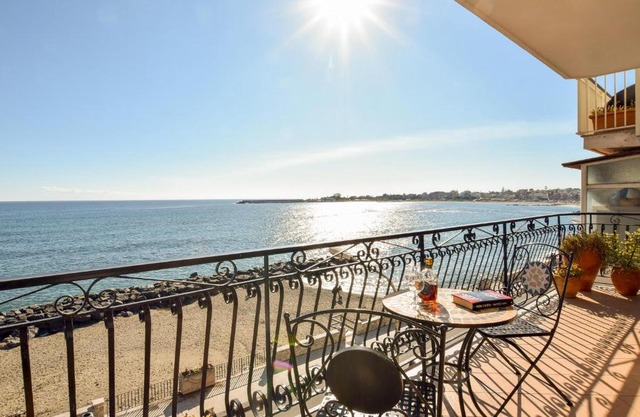 Lovely Apartment In Giardini Naxos