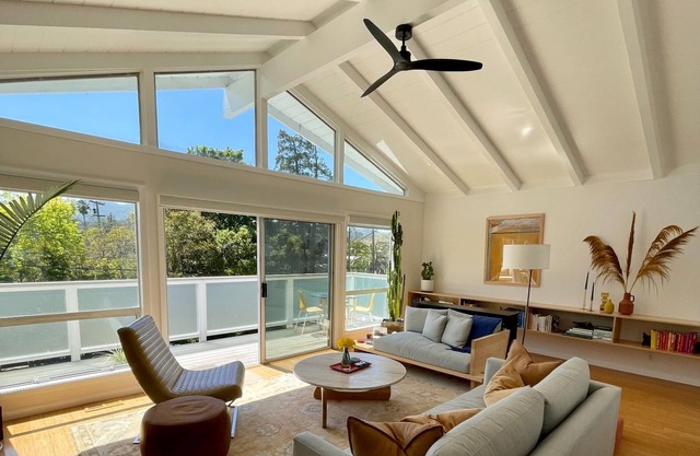 Lovely bright home in San Rafael