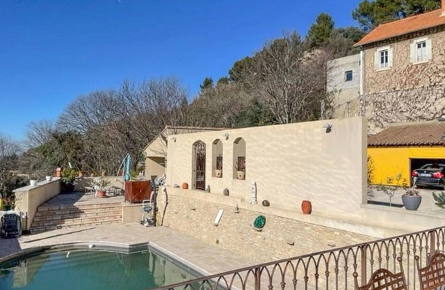 Lovely home in La Roque-sur-Pernes