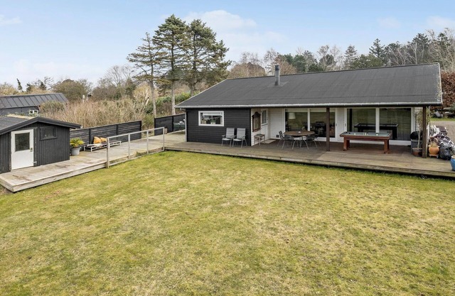 Lovely home in Sejerø with WiFi