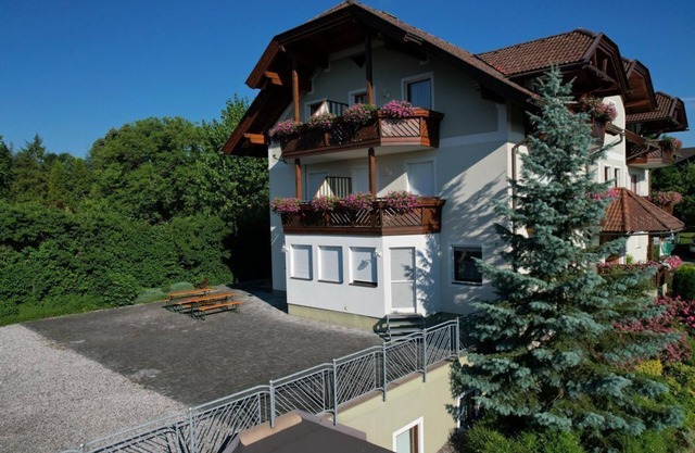 Lupinienweg - Fewo Nr. 6 - Ferienwohnungen Petschnig