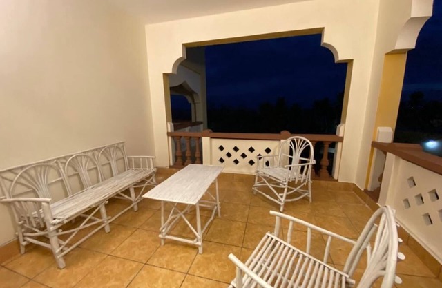 Lux Suites Lamera Beachfront Villa with a Pool in shanzu