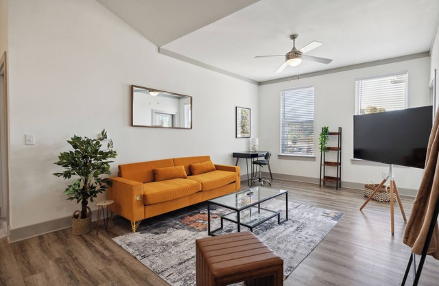 Luxe Living in Knoxville! Overlook at Farragut| Pool| Parking