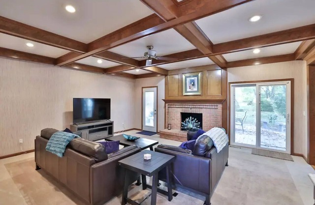 Luxurious 4BR Dream Home in the Heart of Loveland!