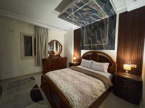 Luxurious Downtown Apartment