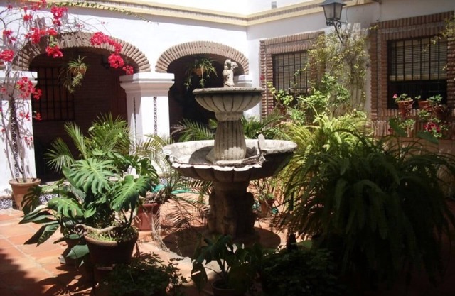 LUXURY APARTEMENT IN THE HISTORIC CENTER OF CORDOBA.PRIVATE PARKING