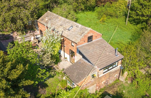 Luxury Escape with Cinema, Pool Table & Darts