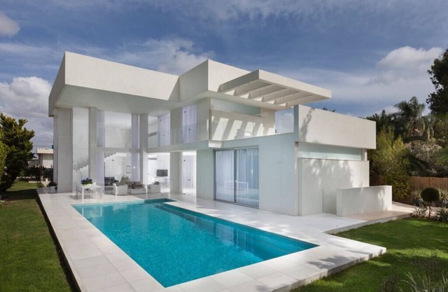 luxury kfar shmaryahu villa 6 bedrooms for rent