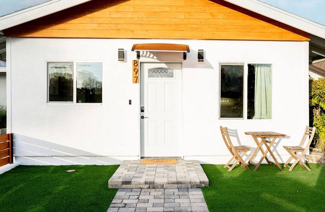 Luxury retreat in Otay Lakes!