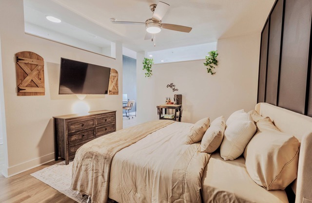 Luxury Skyline Escape/FIFA World Cup/Sauna/King Bed/DT View