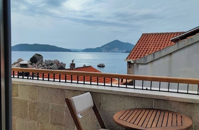 Luxury Studio Apartment with Sea View in Przno