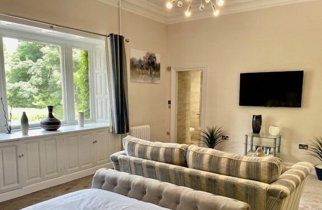 Luxury Studio Bed Apartment - Rossal House