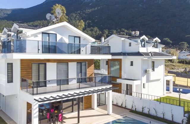 Luxury Villa with Private Pool for 8 People in Oludeniz