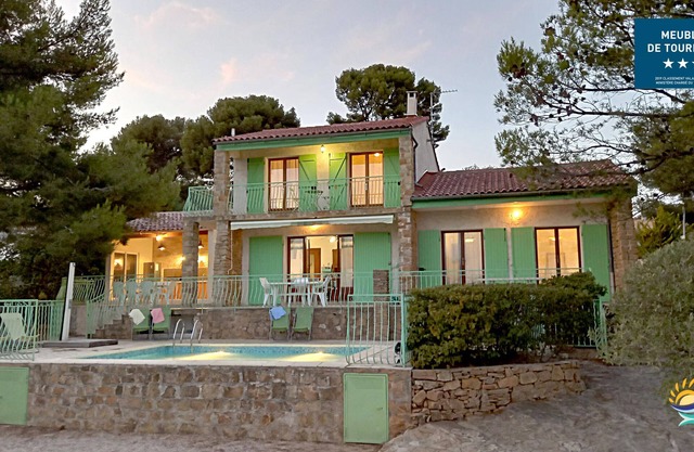 ☼ MAGIC! A Villa With Swimming Pool, Close to the Calanques ♥ Just for You