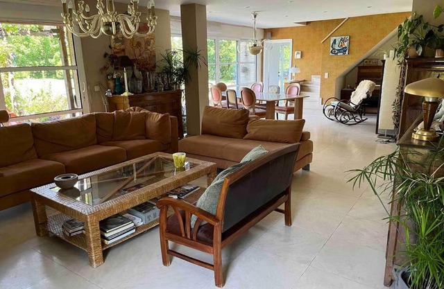 Maison avec grand jardin et jaccuzi