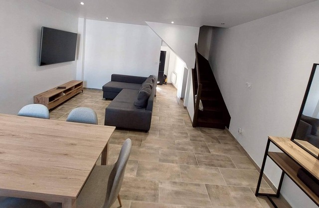 Maison de Ville Dans Residence Privée