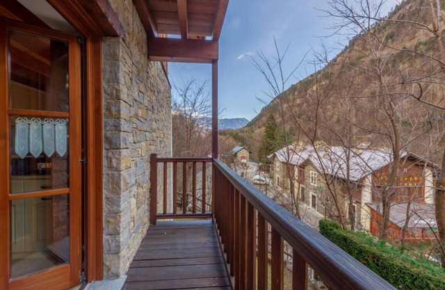 Maison Lucille - Garden - Mountain View & Parking